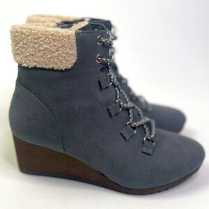 Dr. Scholl’s Women’s Charmer Wedge Boots